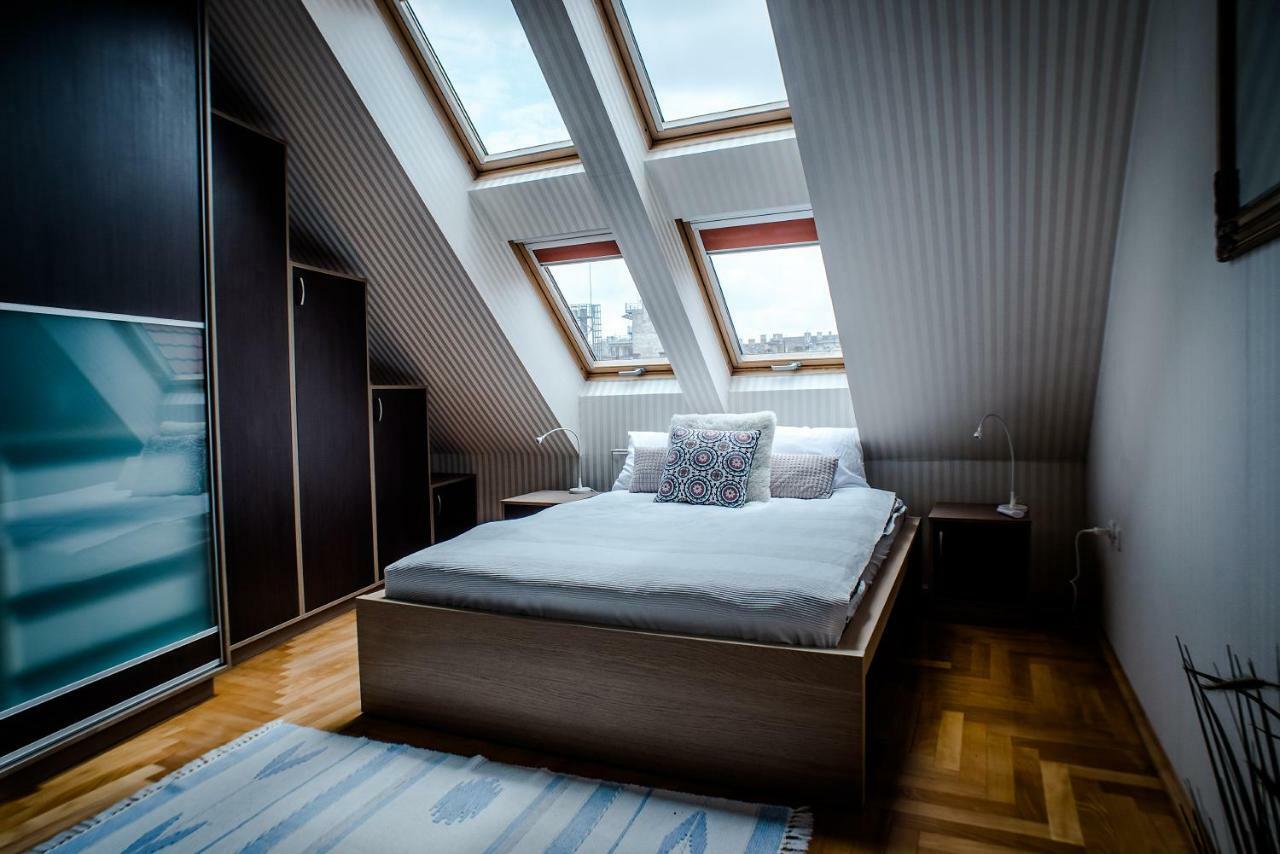 Hollo Apartment - Private Garage - A/C Budapest Kültér fotó