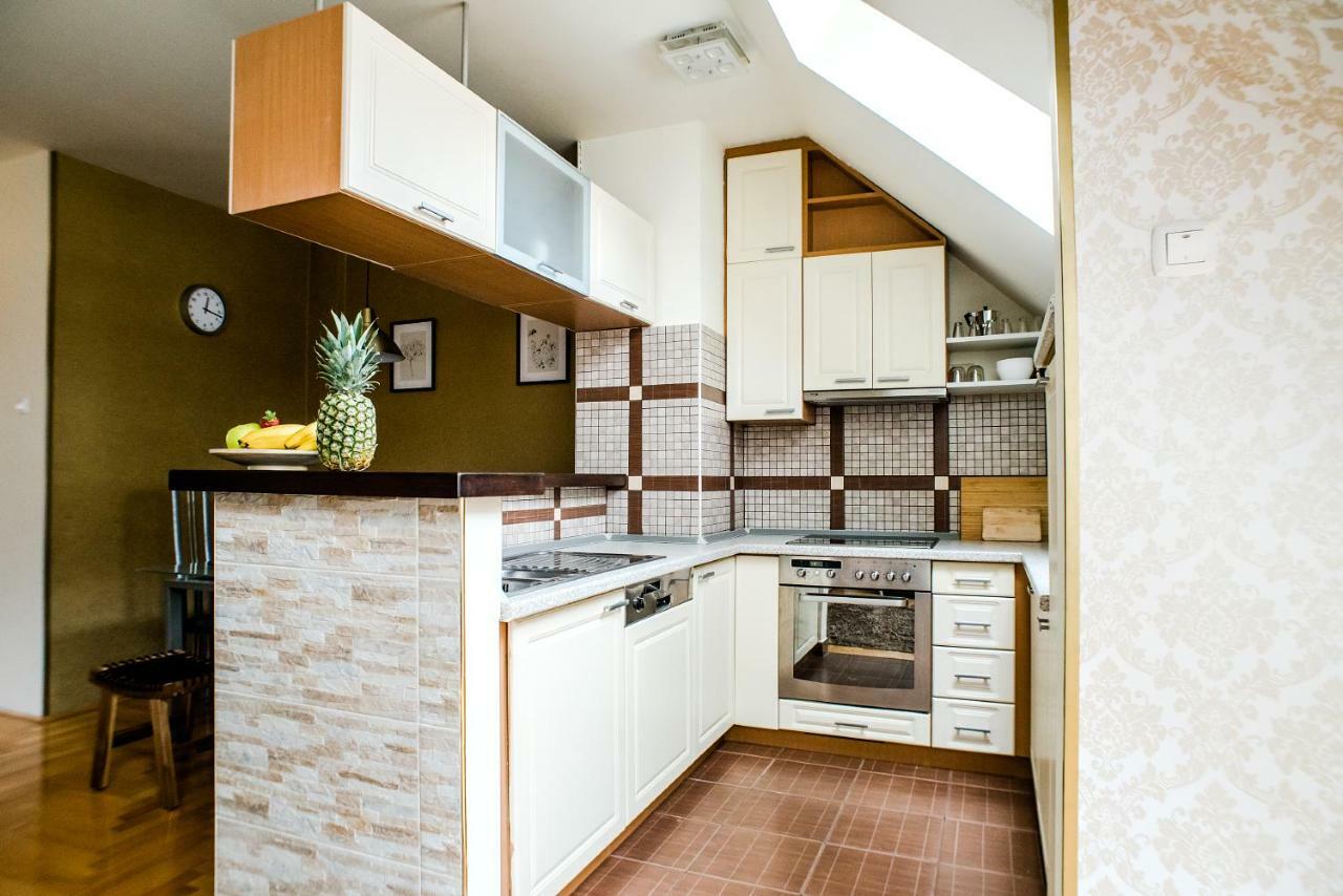 Hollo Apartment - Private Garage - A/C Budapest Kültér fotó