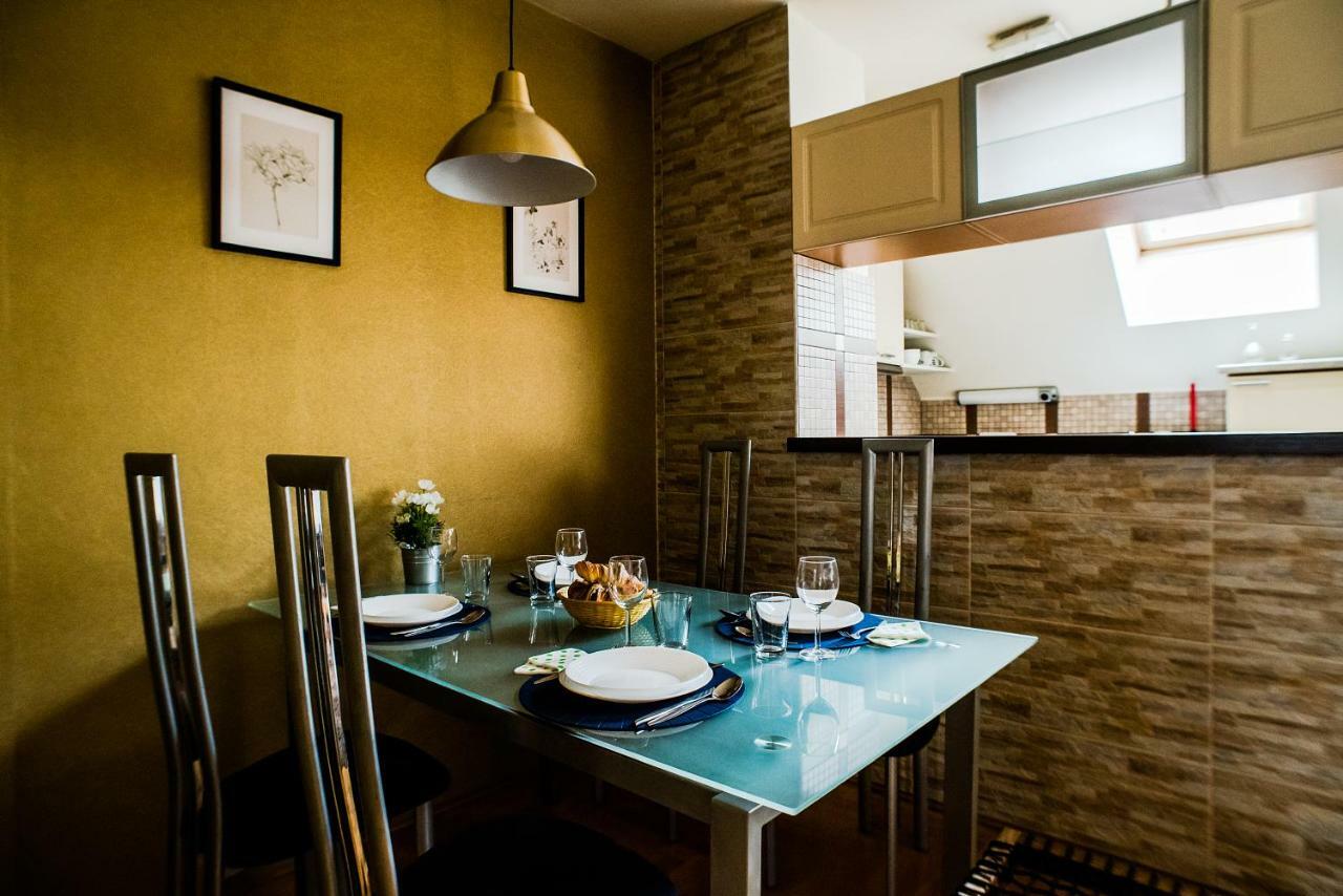 Hollo Apartment - Private Garage - A/C Budapest Kültér fotó
