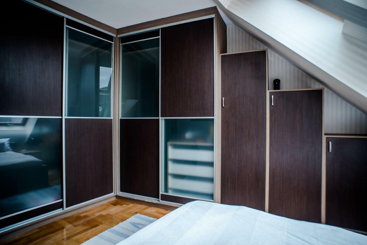 Hollo Apartment - Private Garage - A/C Budapest Kültér fotó
